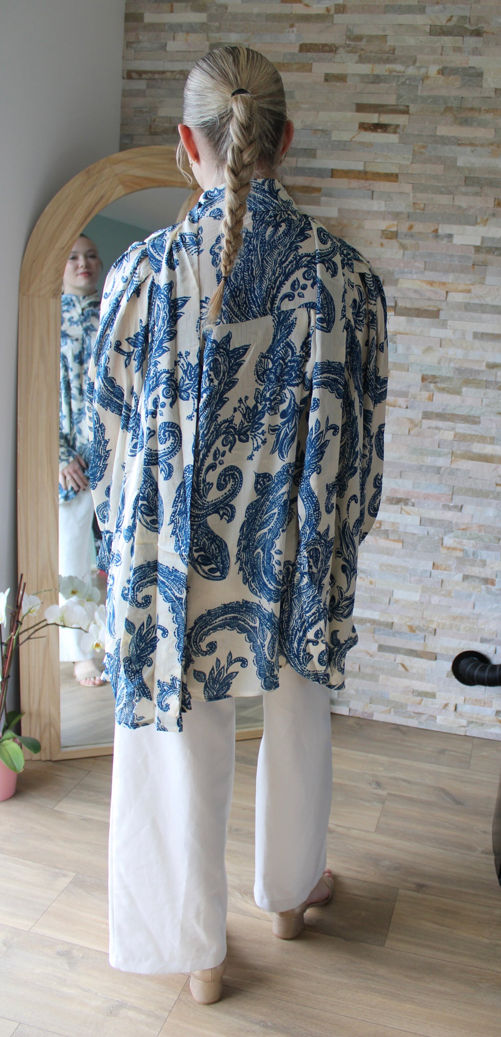 Chemise en tissu imprimé fleuri